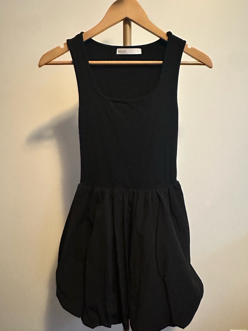 Oak + Fort Black Bubble Hem Mini Dress Small Sleeveless